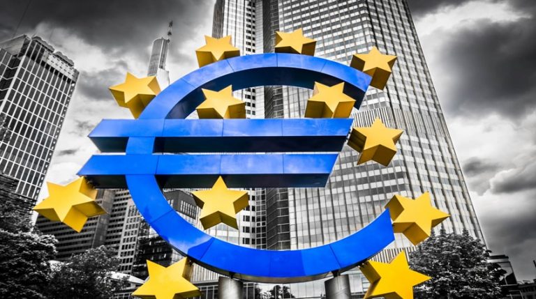 EBC o krok od taperingu?