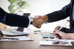 Programy partnerskie