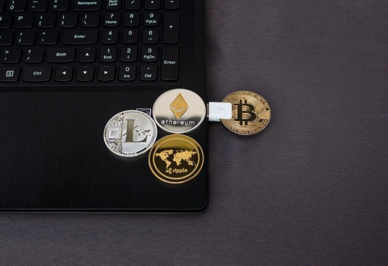 Najlepsze portfele bitcoin: Najlepszy sprzęt i oprogramowanie